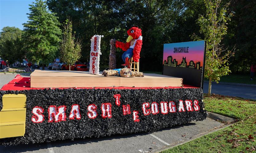 Students participate in homecoming parade
